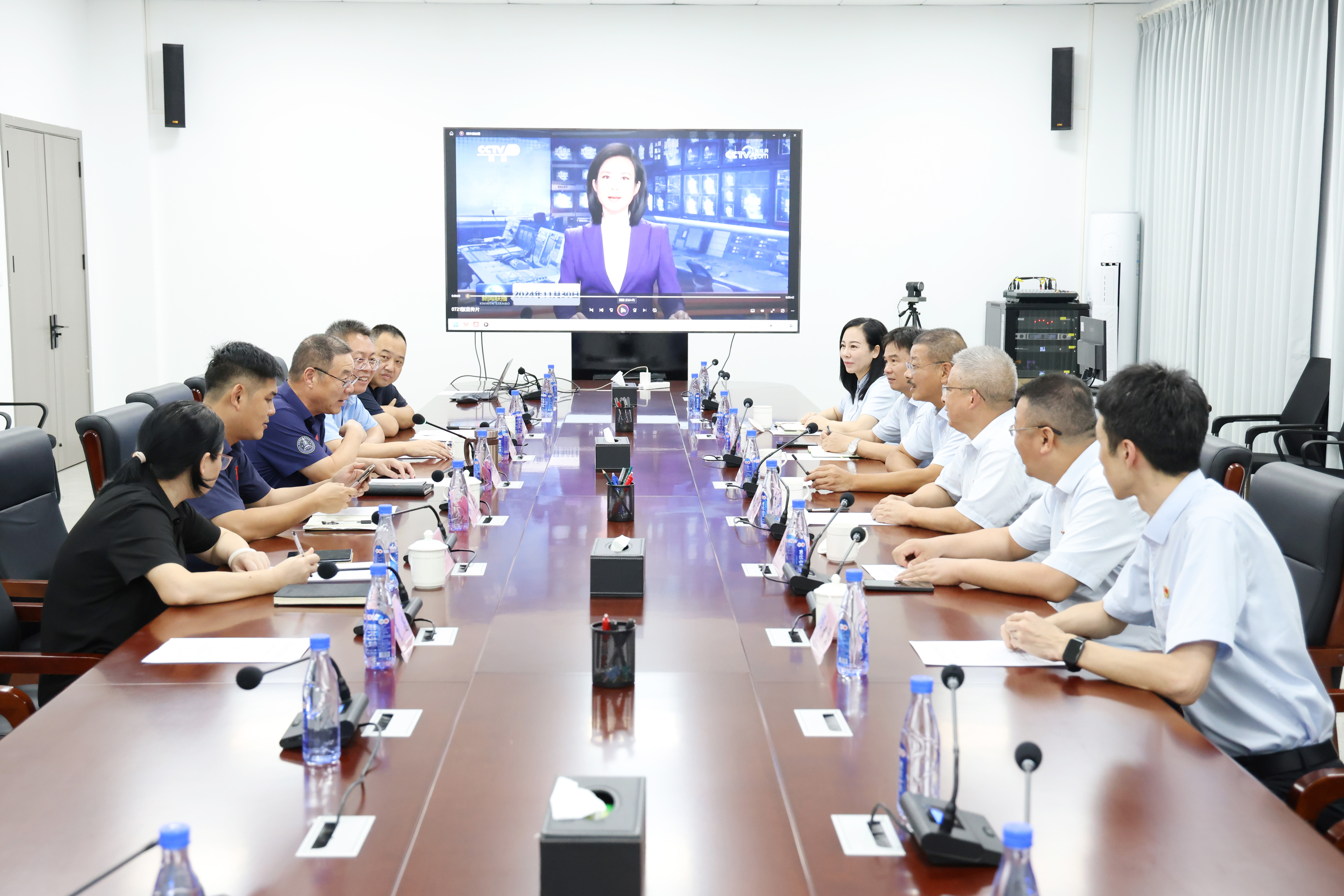 海南礦業和海南商發開展聯建共建交流